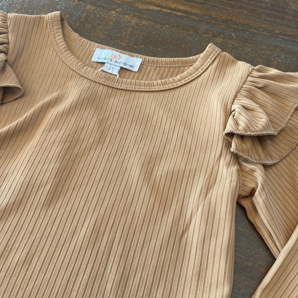 Ruffle Sleeve Ribbed Top - Picture 2 of 3